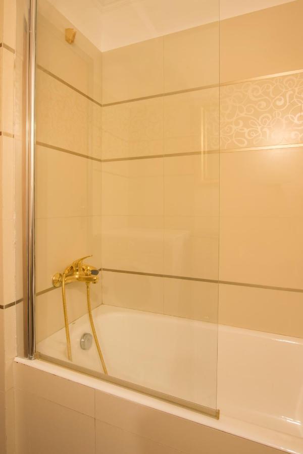 Poseidon Luxury Apartment Foinikion Bagian luar foto